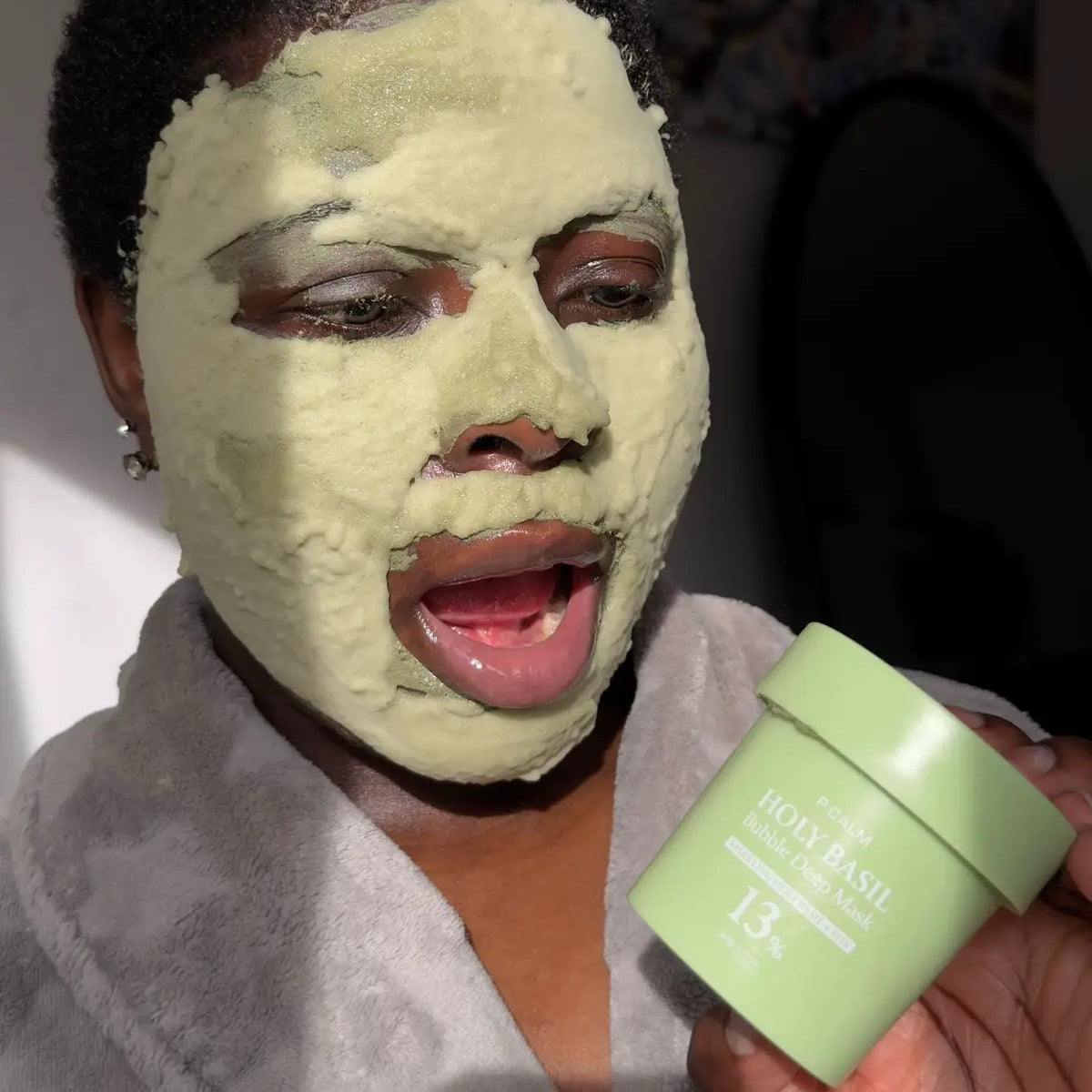 Masque Facial Moussant à la Boue de Basilic Sacré